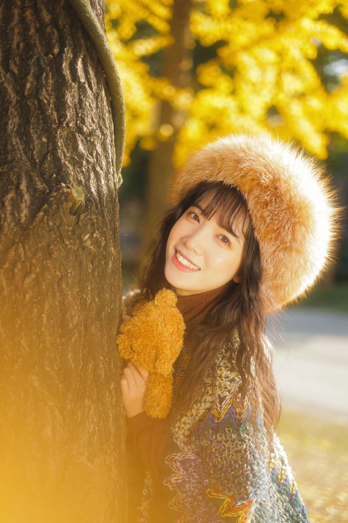 [艺图语]2023.01.12 Vol.2901 银杏不负秋#一只阿梦崽#[44P]-037