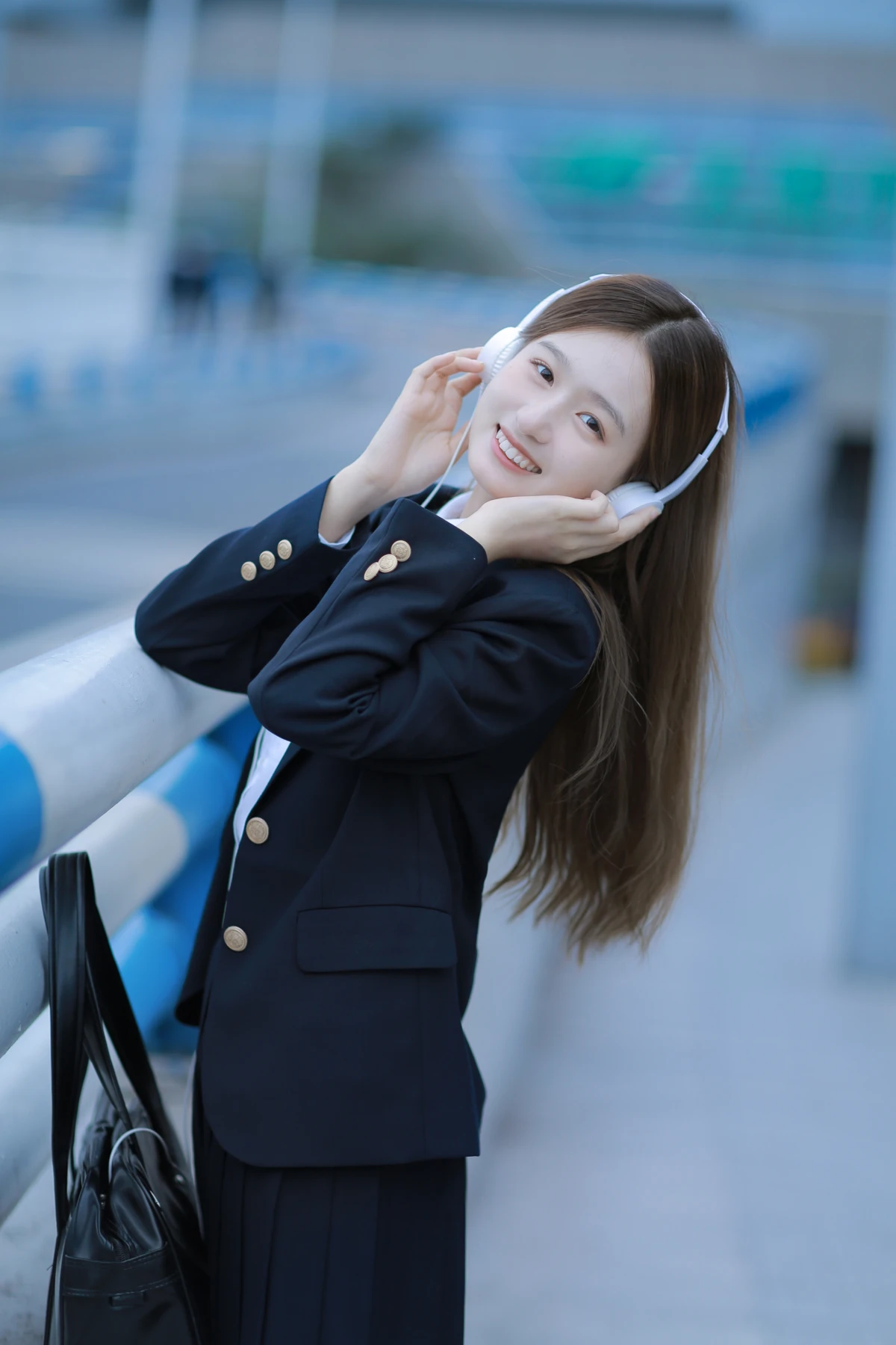 [艺图语]2023.01.03 Vol.2830-011