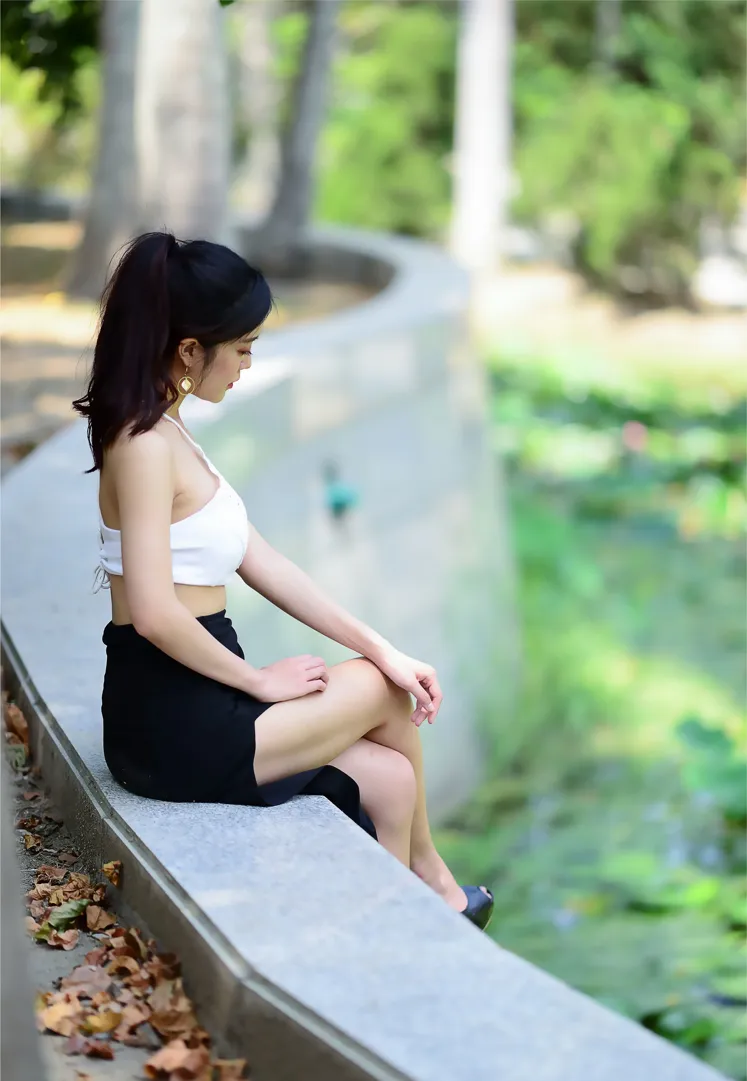 [街拍丝足] NO.162 莎莎 露肚高叉长裙高跟美腿 #街拍丝足、美足#[122P]-056
