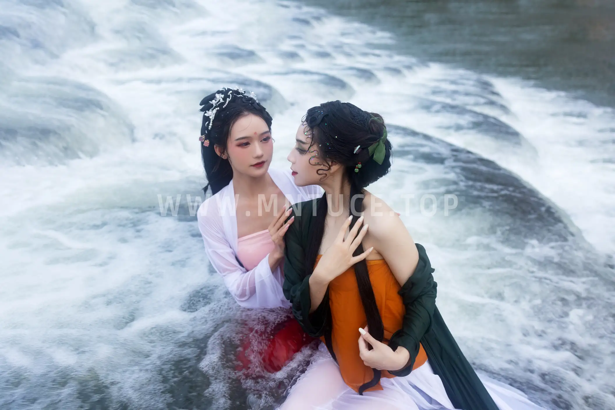 [艺图语] 2022.06.24 Vol.1277-019