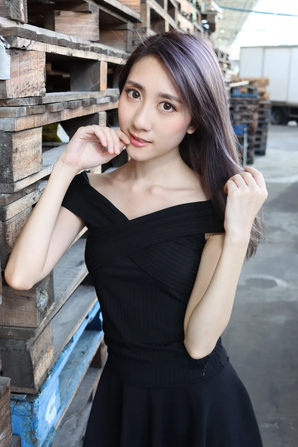 [街拍丝足] NO.140 Elaine Chung 连衣裙丝袜凉高美腿 #街拍丝足、美足#[73P]-014