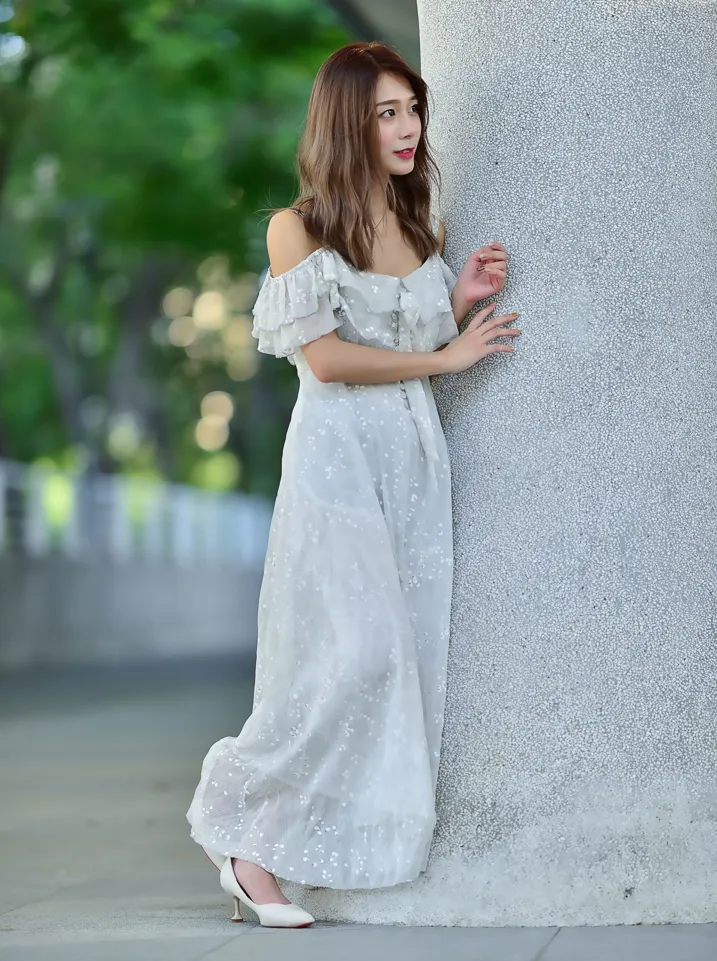[街拍丝足] NO.200 vivi曹媛媛 吊带高衩长裙高跟美腿 #街拍丝足、美足#[113P]-012