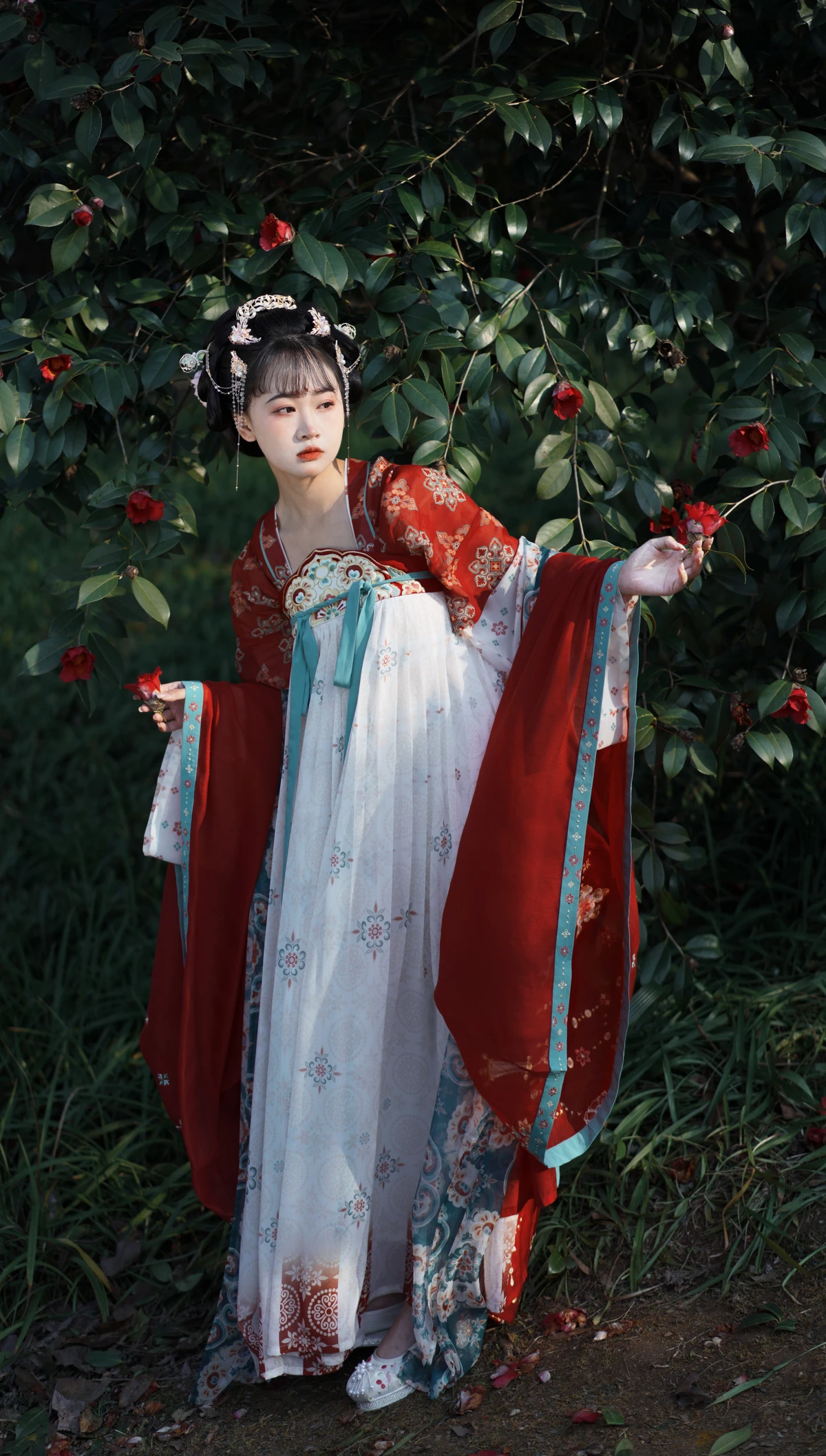 [艺图语]2023.03.10 Vol.3045 又山茶花#岁岁草莓冰#[21P]-014