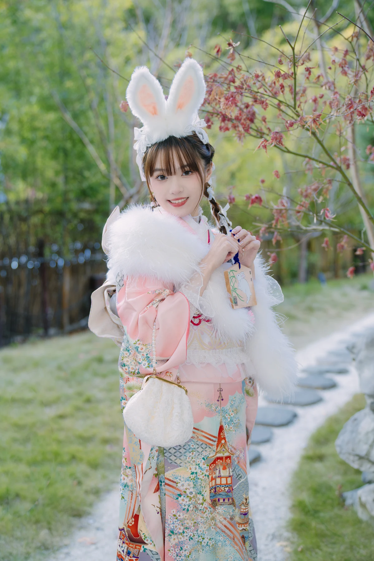 [艺图语]2023.02.09 Vol.3009 新年兔兔#陆陆真甜#[34P]-019