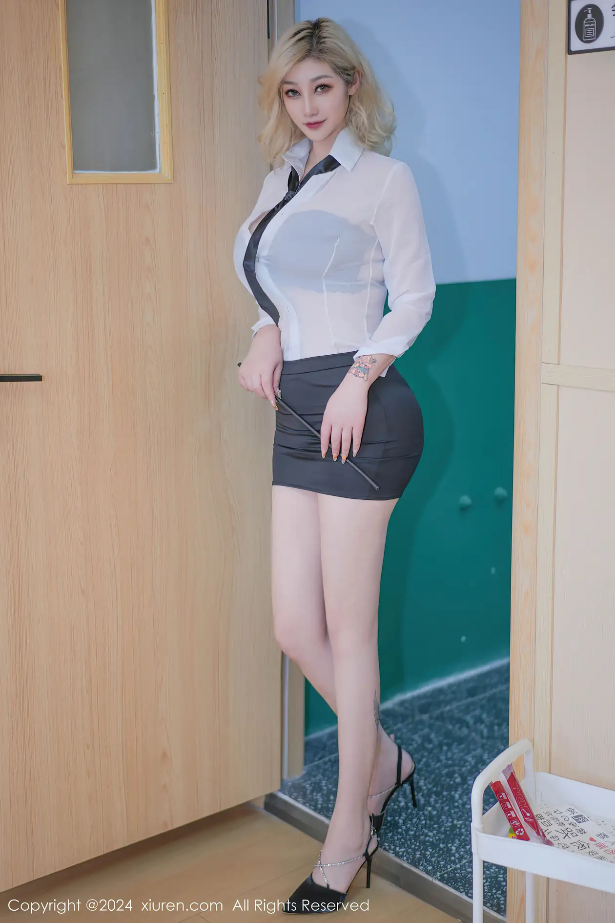 [秀人网] 2024.01.12 NO.7950-002