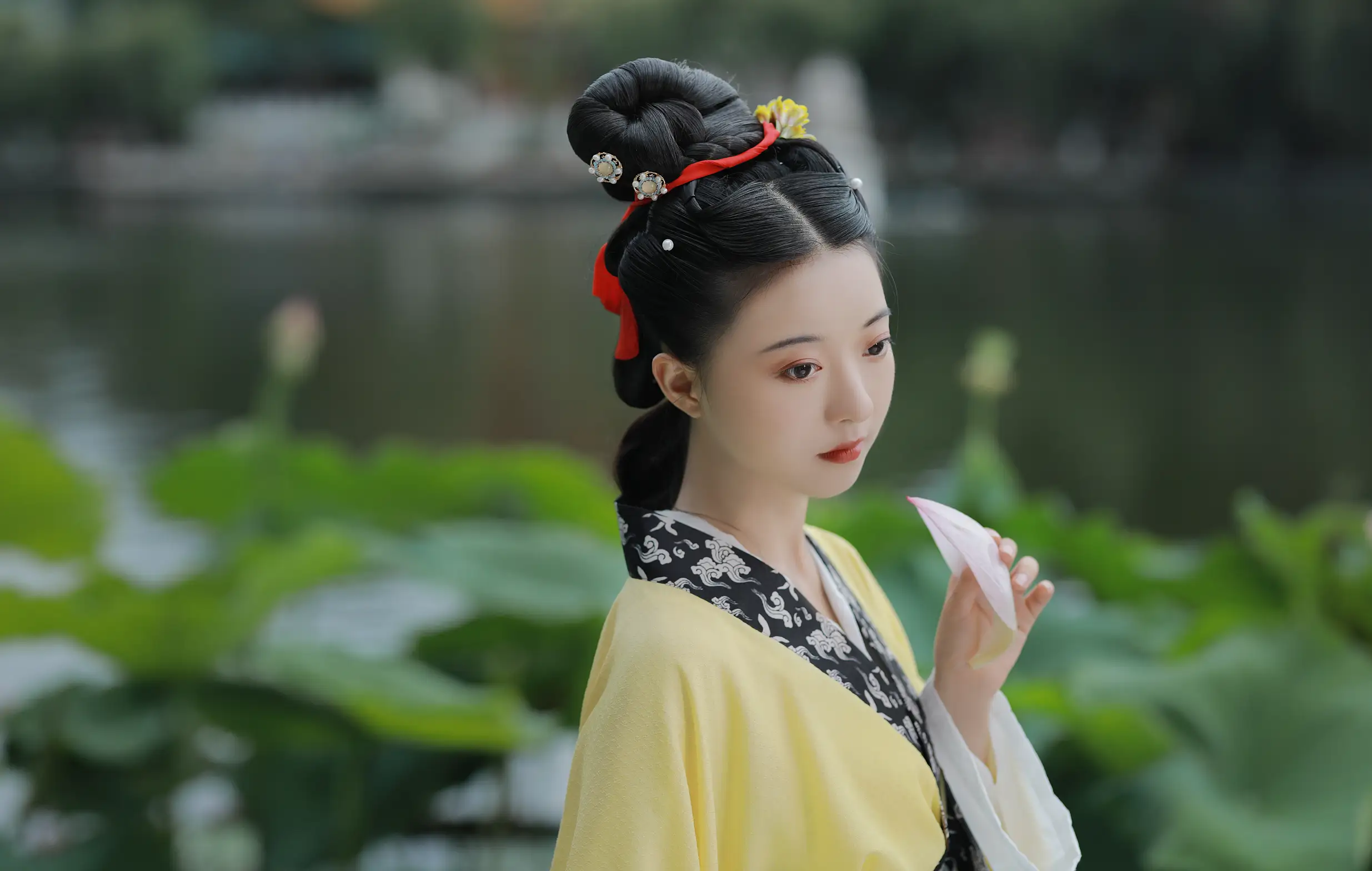 [艺图语] 2022.08.09 Vol.1660-025