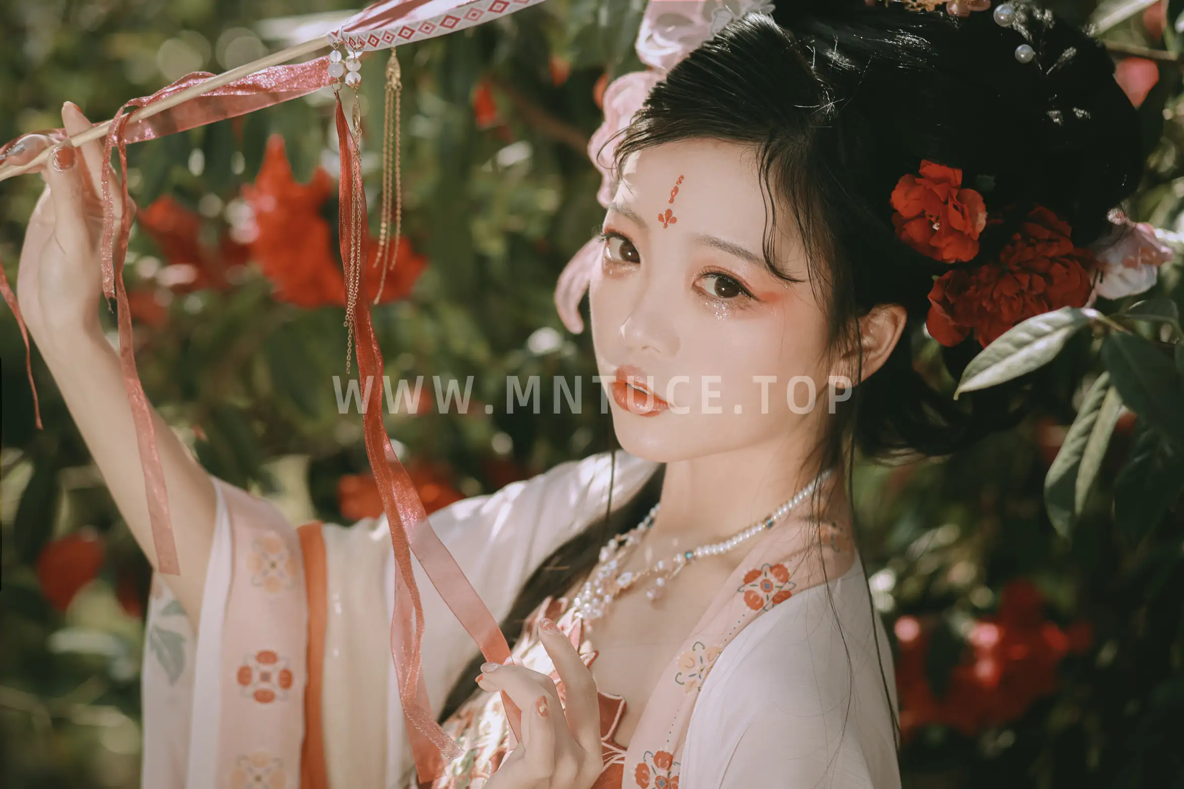 [艺图语] 2022.06.26 Vol.1296-019