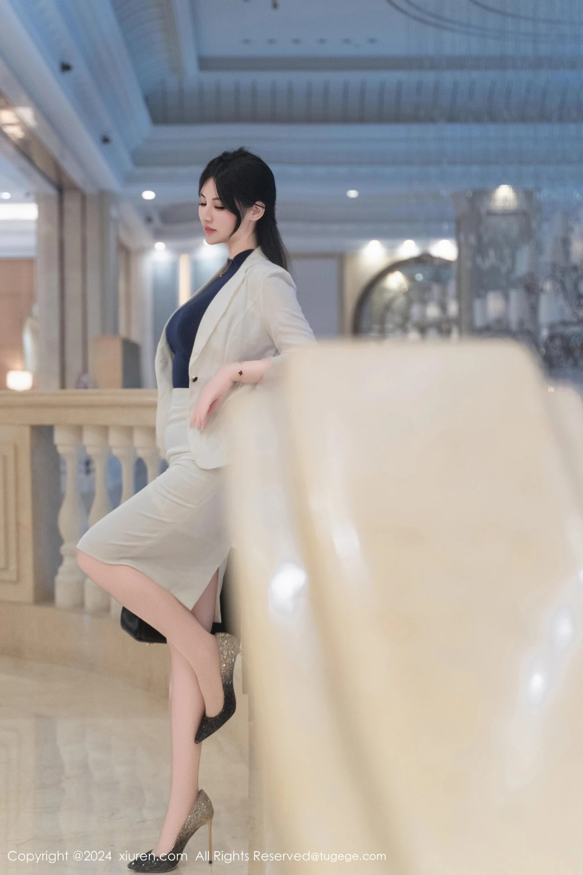 [秀人网] 2024.10.21 No.9319 诗诗kiki、秀人旗下#[98P]-009