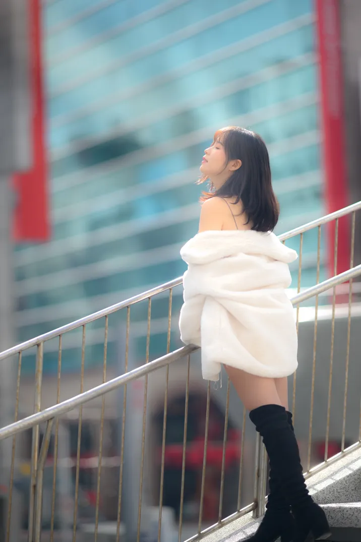 [街拍丝足] NO.215 YoYo 牛仔短裤长靴 #街拍丝足、美足#[109P]-024