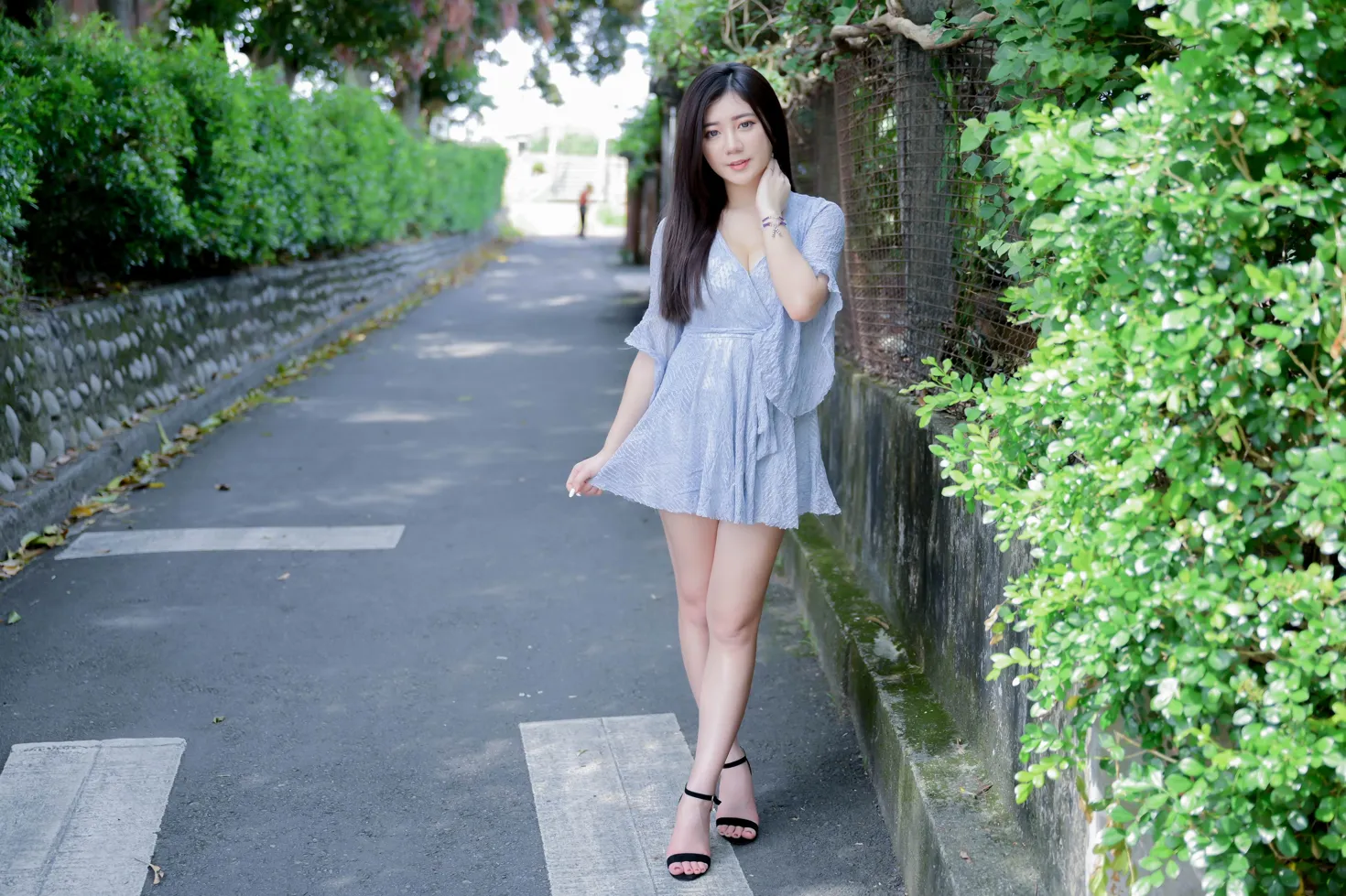 [街拍丝足] NO.211 乐乐 连衣裙凉高美腿 #街拍丝足、美足#[71P]-051