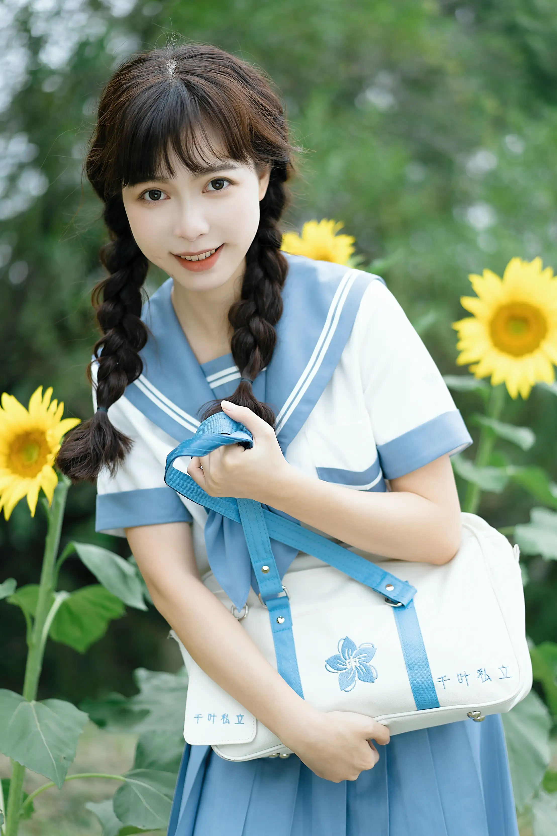 [艺图语] 2022.11.20 Vol.2124-005