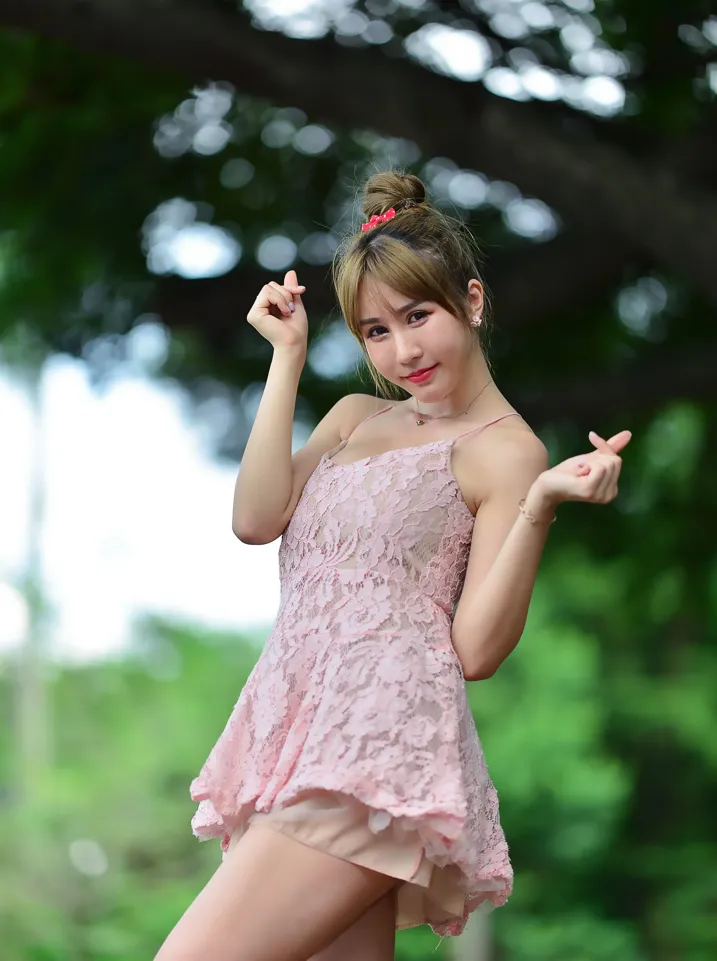[街拍丝足] NO.201 陈薇羽 吊带连衣裙凉高美腿 #街拍丝足、美足#[123P]-023