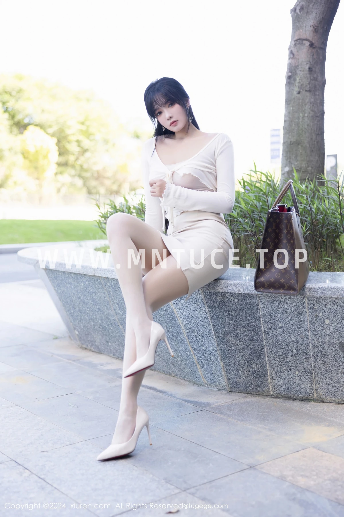 [秀人网] 2024.10.21 No.9320 娜比、秀人旗下#[82P]-015