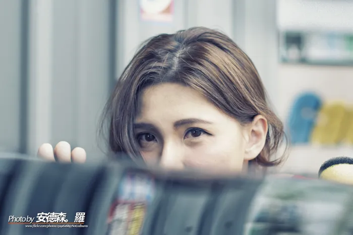 [街拍丝足] NO.111 蔡译心 洗车趴 高跟美腿外拍 #街拍丝足、美足#[44P]-034