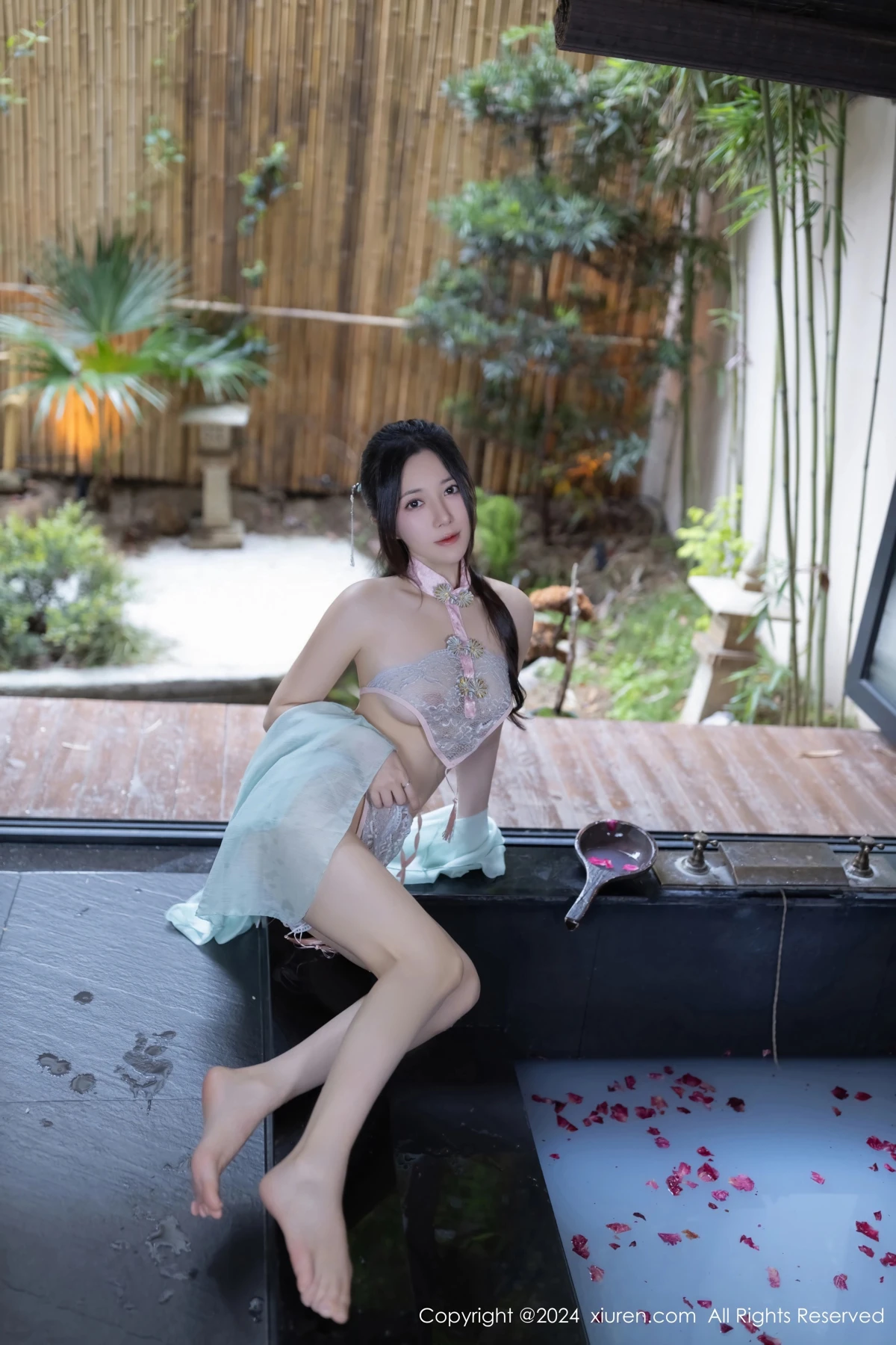 [秀人网] 2024.04.19 No.8428-024