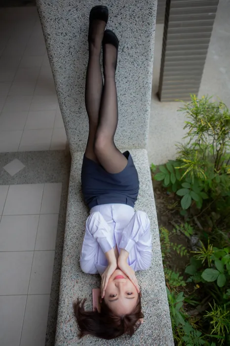 [街拍丝足] NO.164 林华 OL制服 高跟美腿外 #街拍丝足、美足#[42P]-032