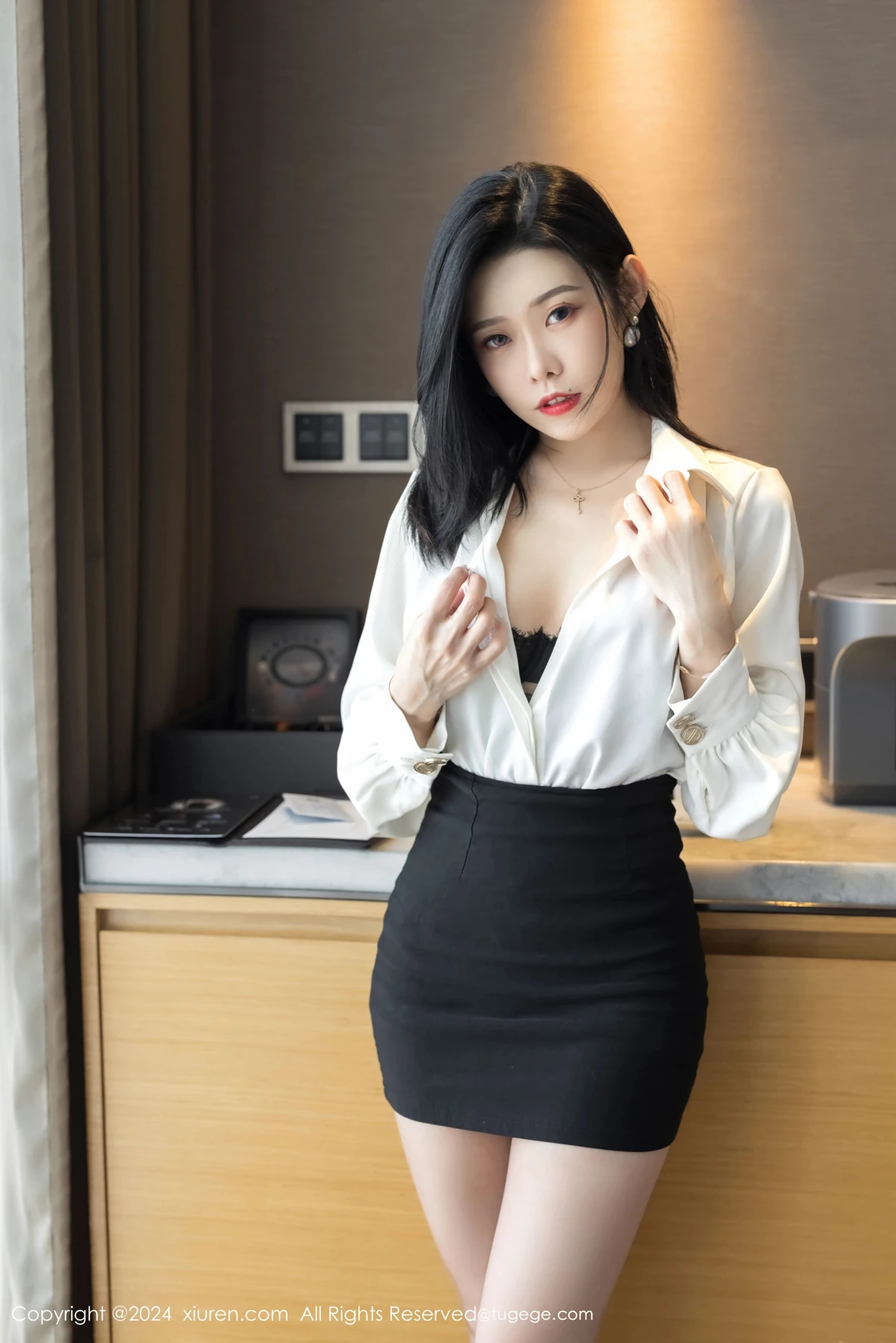 [秀人网] 2024.10.23 No.9329 luvian本能、秀人旗下#[42P]-004