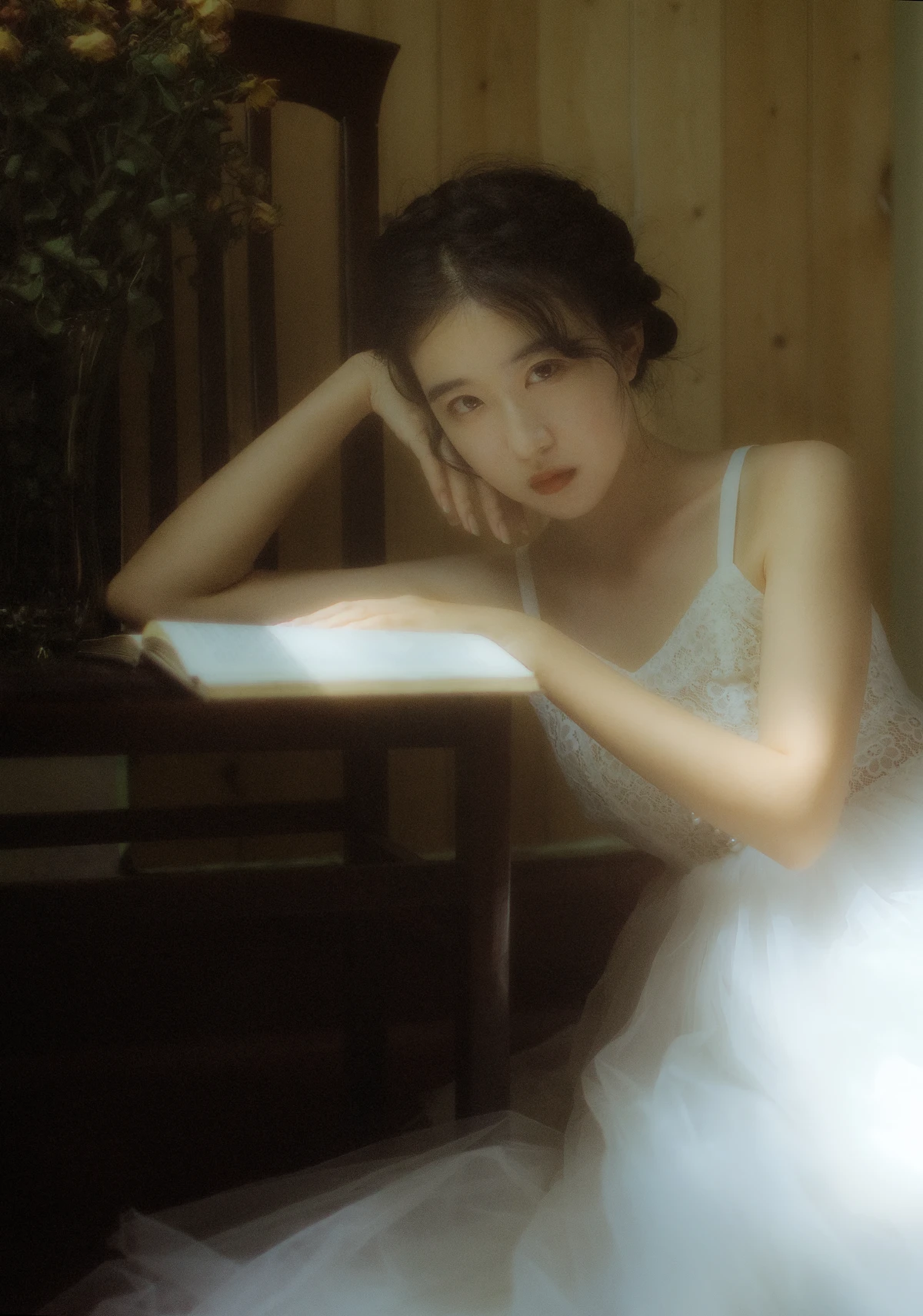[艺图语]2023.02.05 Vol.2973 看得见风景的房间#知岫#[23P]-006