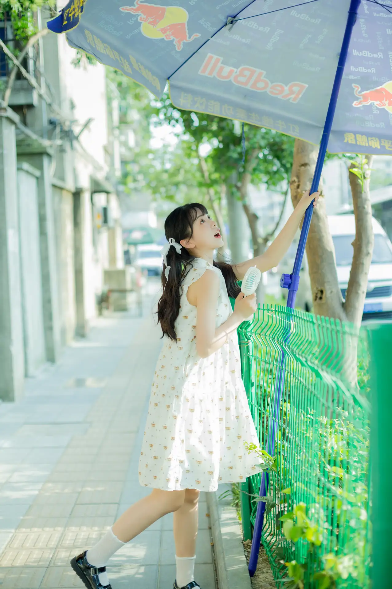 [艺图语] 2022.08.27 Vol.1802-032