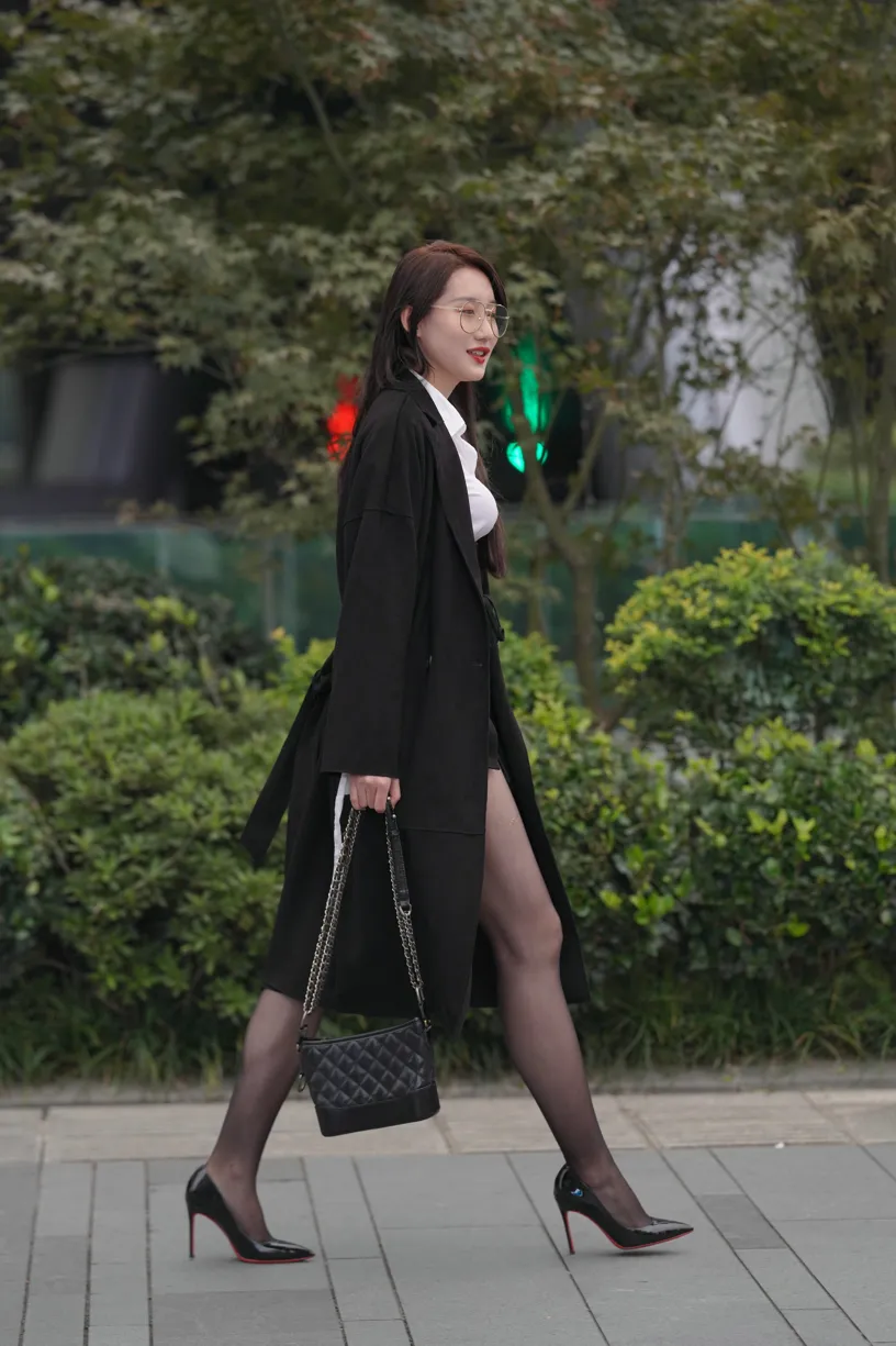 [街拍丝足] NO.160 黑丝大长腿 #街拍丝足、美足#[201P]-088