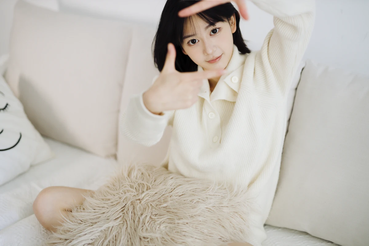 [艺图语]2023.02.01 Vol.2940 独处的房间#安琪儿#[39P]-013
