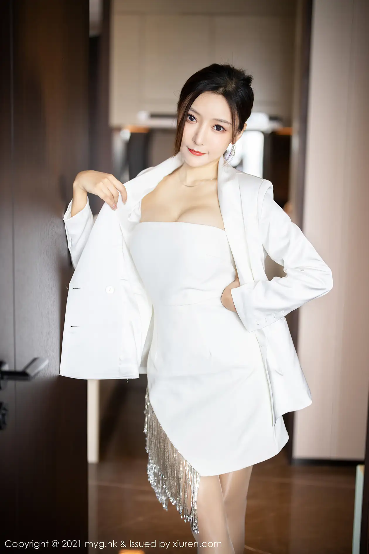 [美媛馆] 2021.06.17 VOL.541-003
