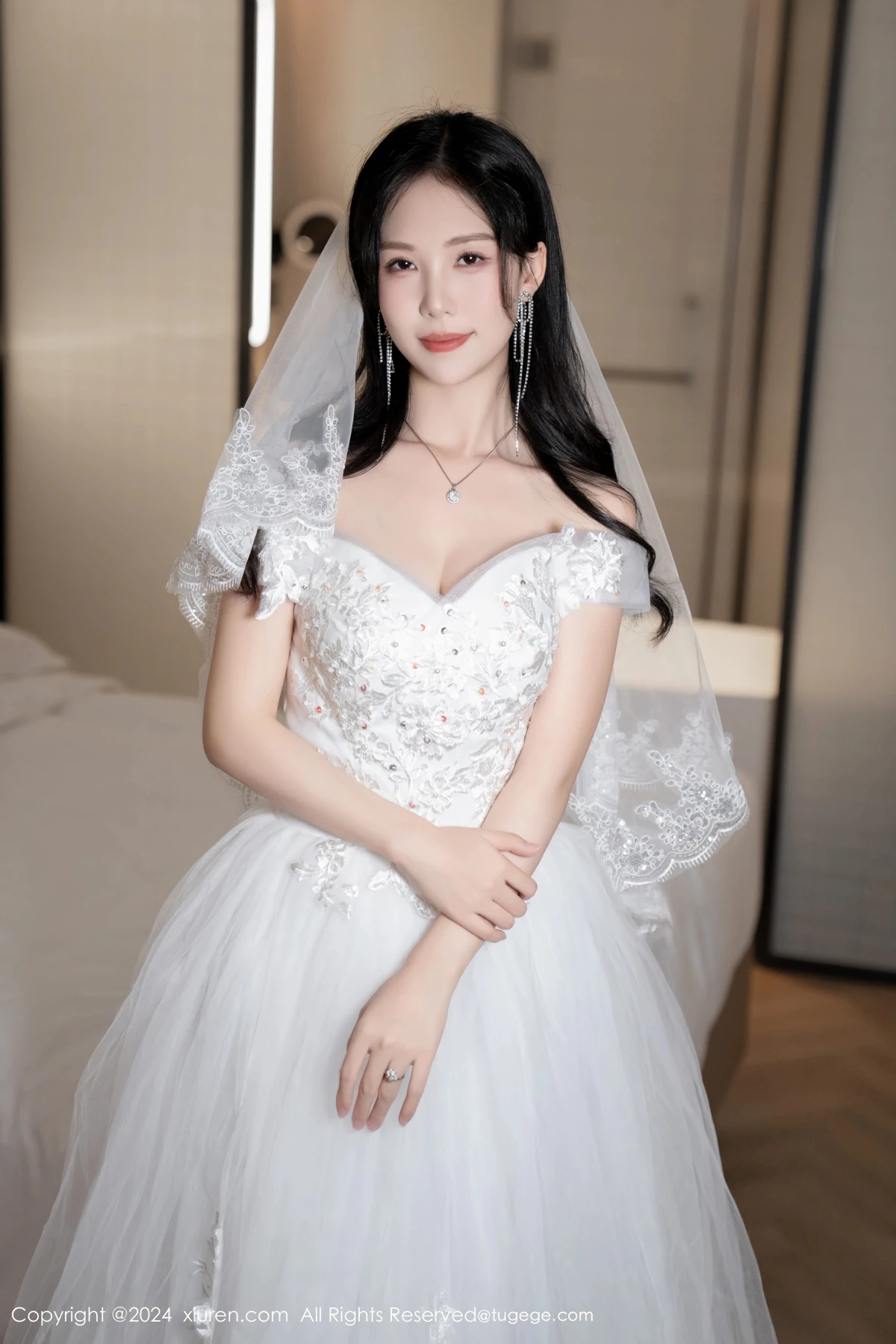 [秀人网] 2024.08.09 No.8998 利世、秀人旗下#[100P]-043