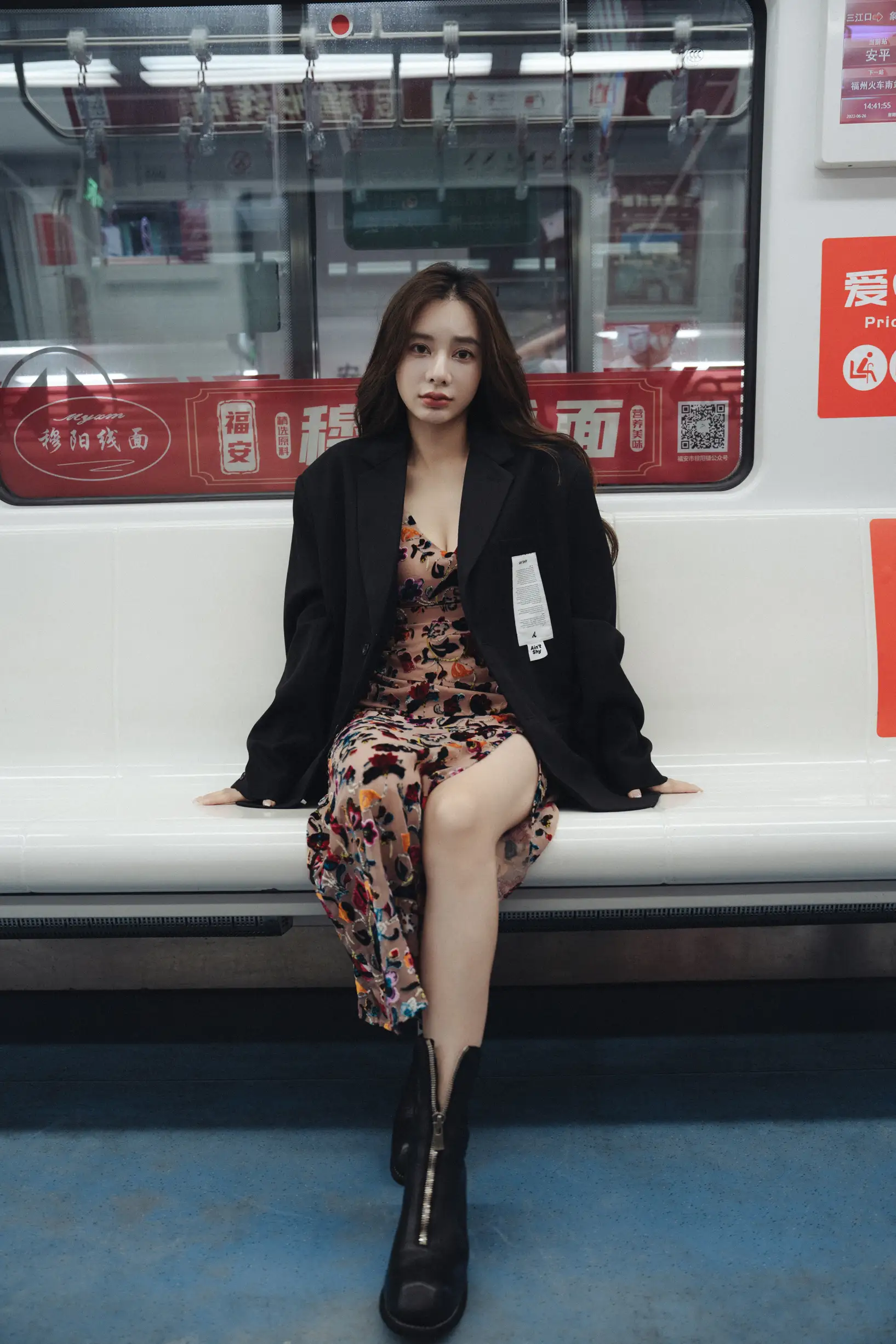 [艺图语] 2022.08.05 Vol.1630-041