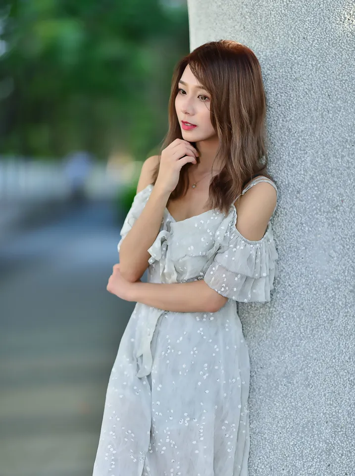 [街拍丝足] NO.200 vivi曹媛媛 吊带高衩长裙高跟美腿 #街拍丝足、美足#[113P]-016