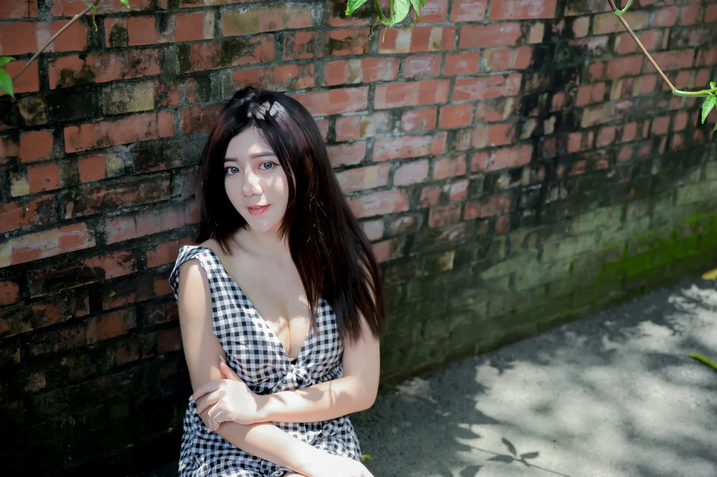 [街拍丝足] NO.214 乐乐 休闲布鞋美腿  #街拍丝足、美足#[95P]-061