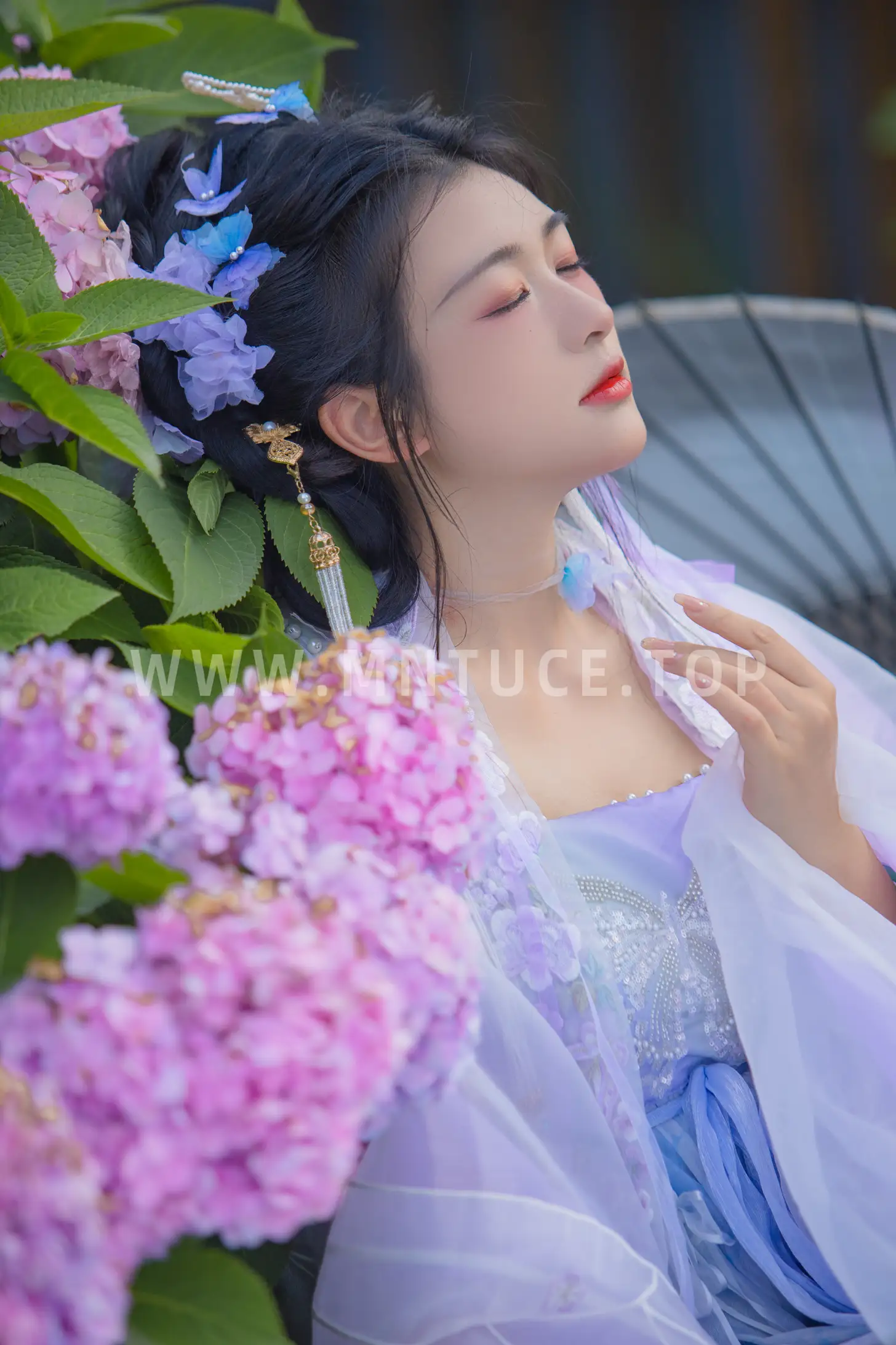 [艺图语] 2022.11.14 Vol.2079-014