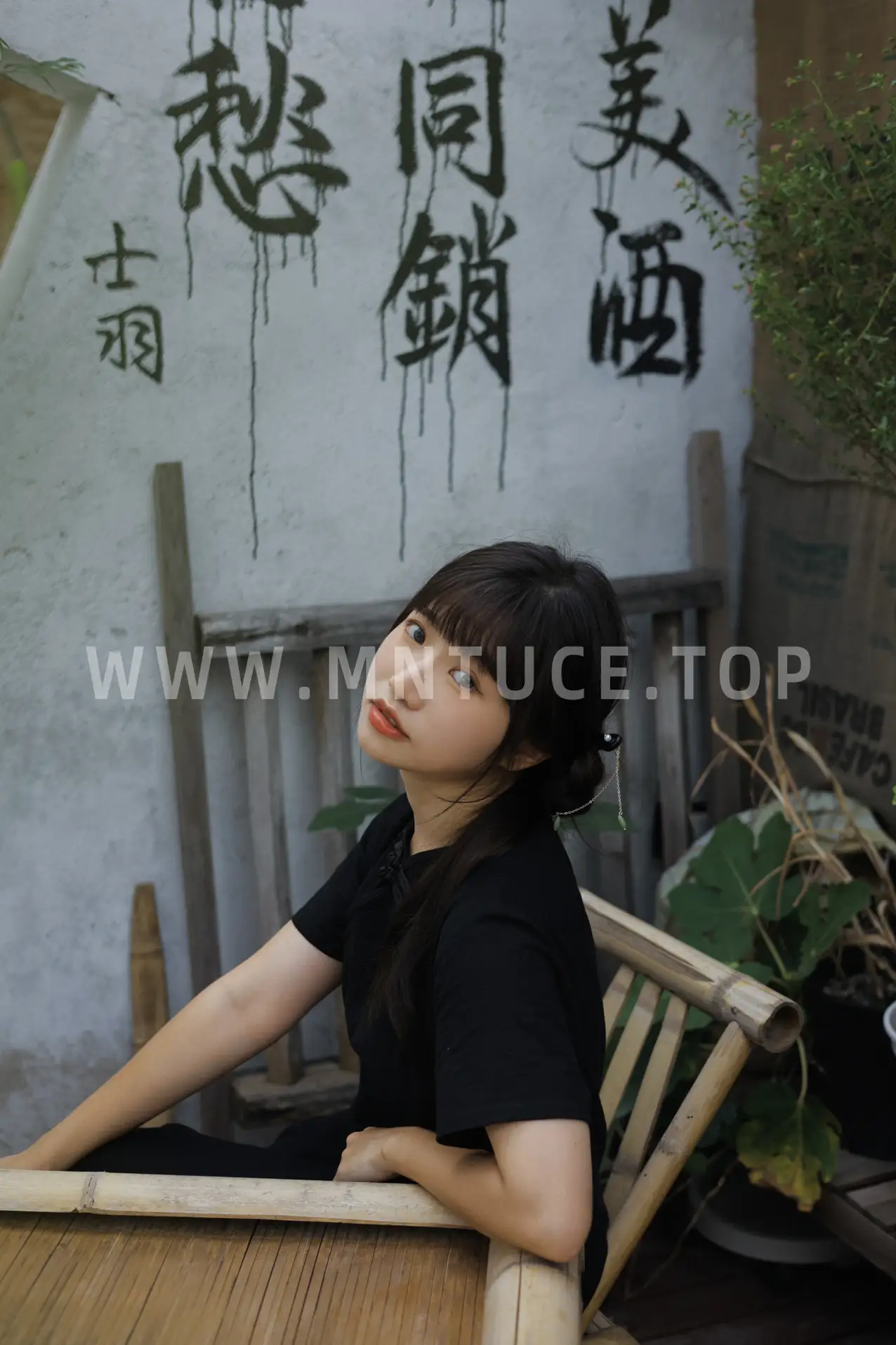 [艺图语] 2022.07.29 Vol.1571-018