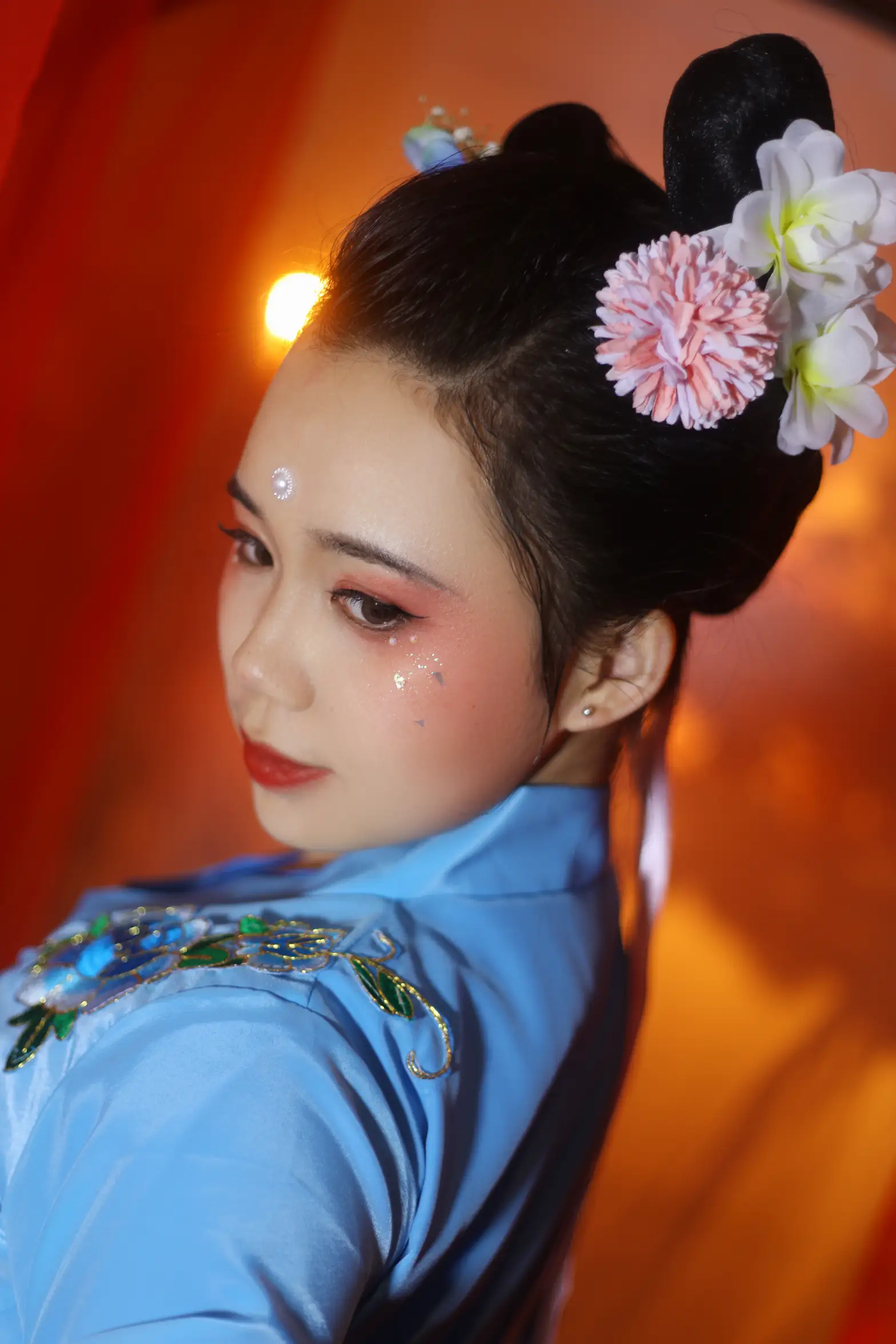 [艺图语] 2022.08.30 Vol.1824-023