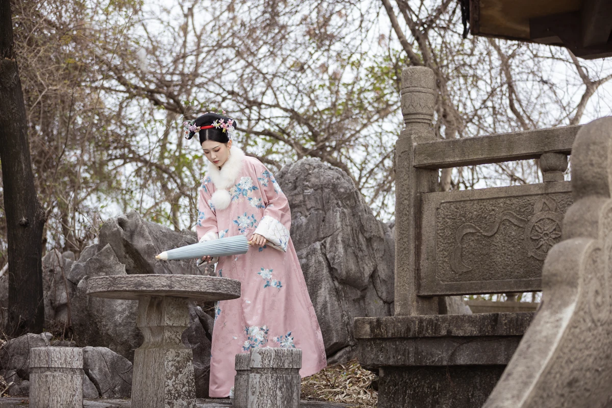 [艺图语]2023.02.04 Vol.2968 梦渡#芝芝琪#[35P]-035