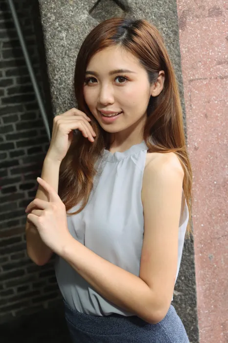 [街拍丝足] NO.093 長腿美模 Shuk Man 短裙 高跟美腿外拍 #街拍丝足、美足#[101P]-093