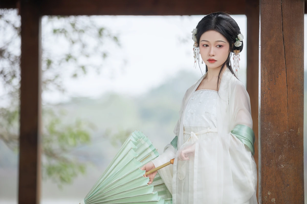 [艺图语]2023.02.07 Vol.2990 茉莉花#梨一依#[21P]-018