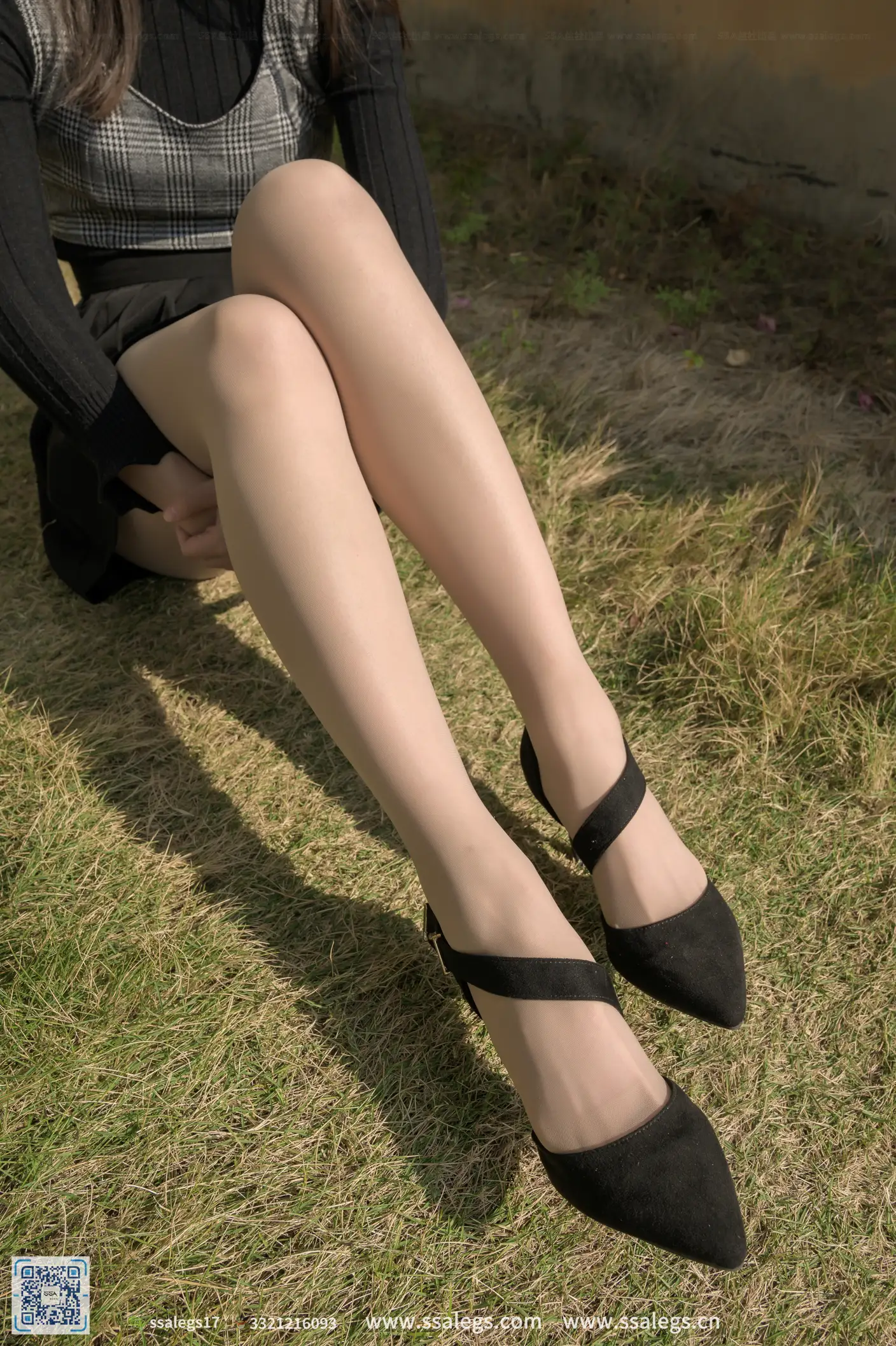 [SSA丝社] NO.495 君君 外拍写真（上)、丝社、美足#[103P]-029