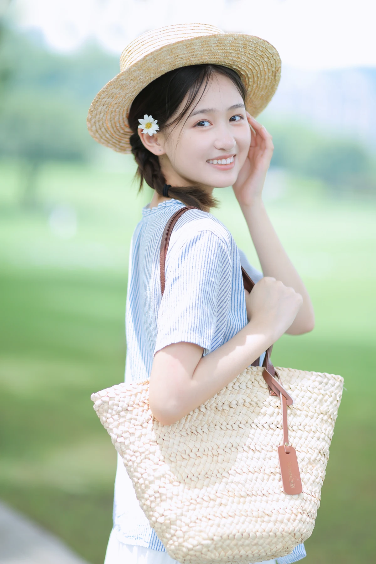 [艺图语]2023.01.09 Vol.2871-007