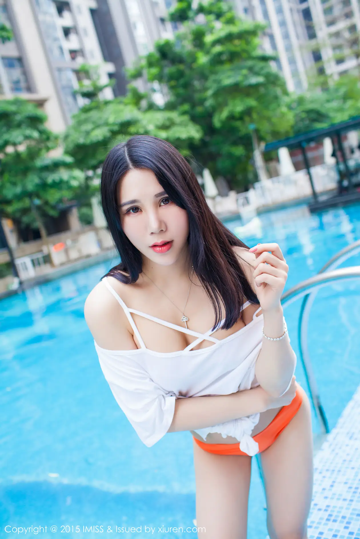 [爱蜜社] 2015.11.26 VOL.048-005