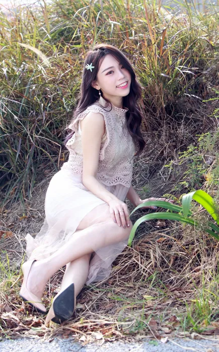 [街拍丝足] NO.097 林芝榕 小禮服 高跟美腿外拍 #街拍丝足、美足#[88P]-021