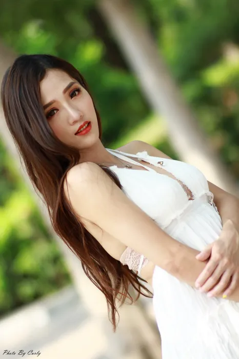 [街拍丝足] NO.039 Go Go 白色小禮服 高跟美腿外拍 #街拍丝足、美足#[118P]-091