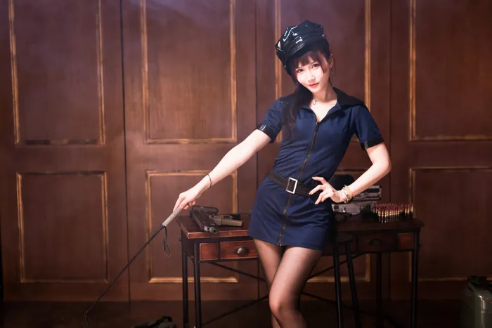 [街拍丝足] NO.116 乔乔儿 黑丝制服 #街拍丝足、美足#[52P]-051