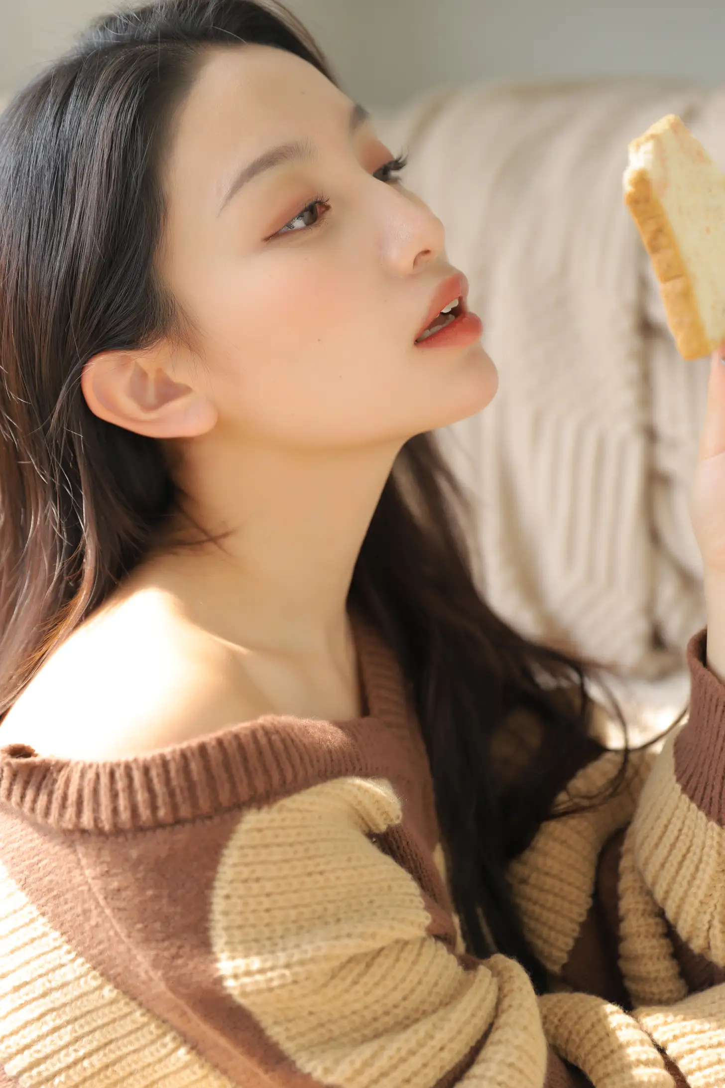 [艺图语] 2022.11.23 Vol.2512-037