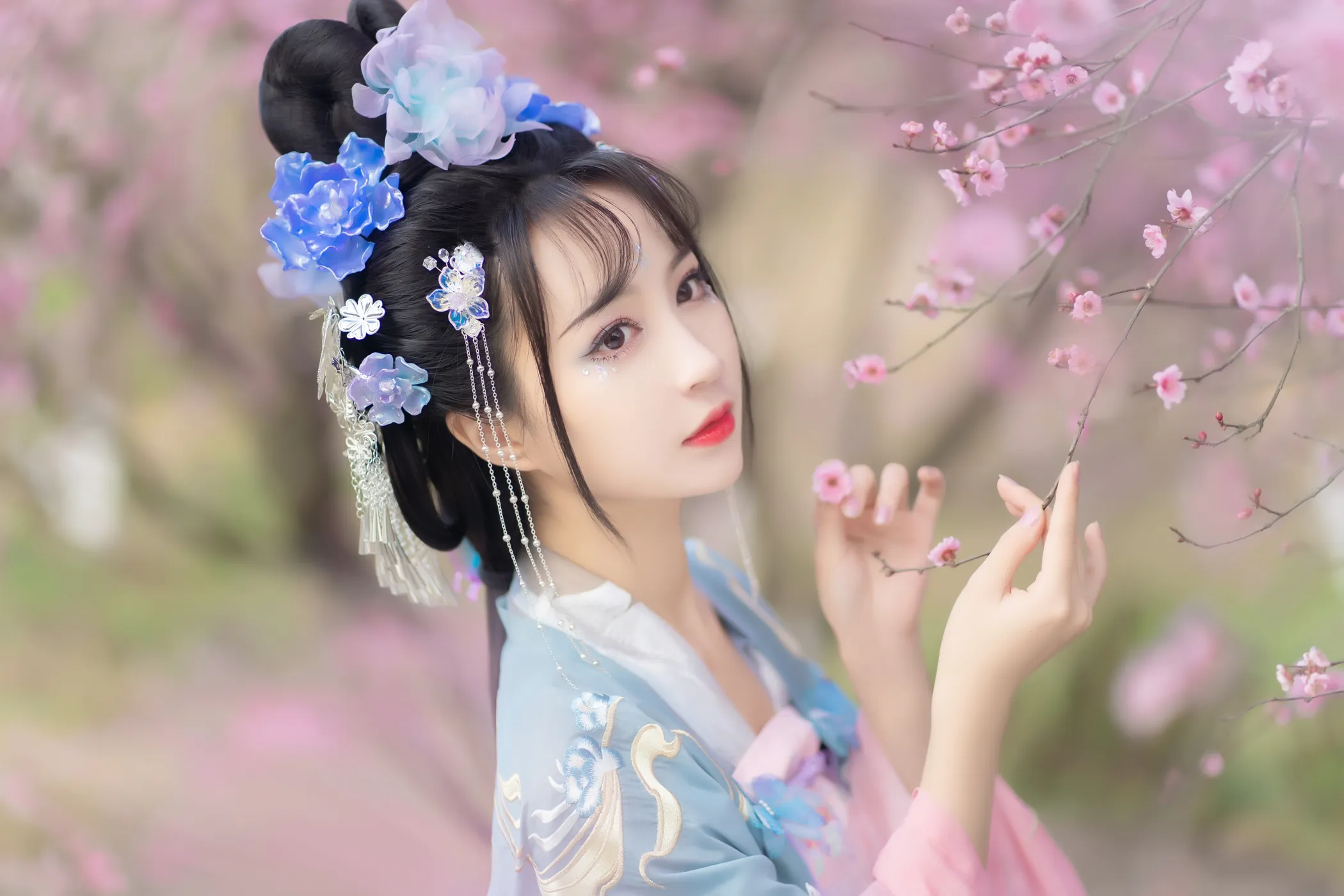 [艺图语]2022.11.28 Vol.2548-034