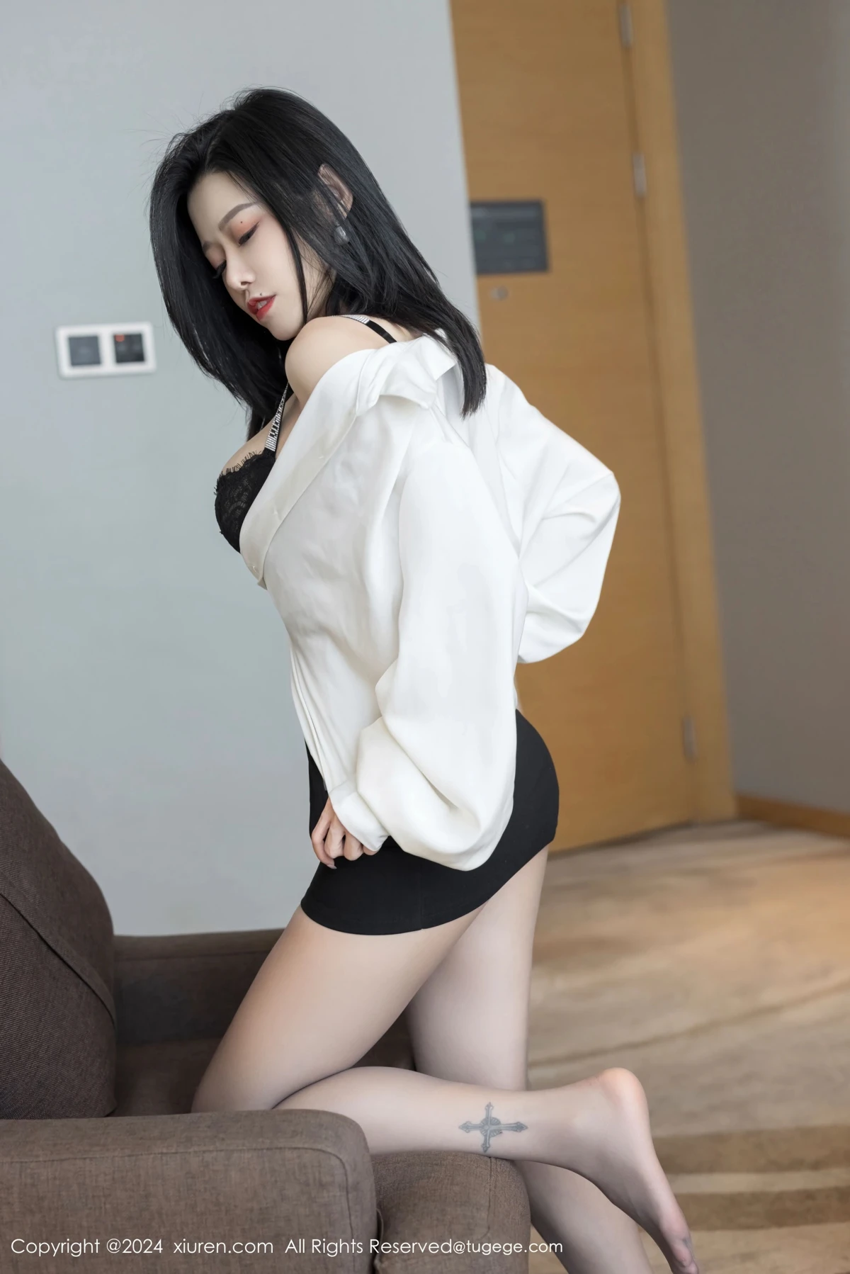 [秀人网] 2024.10.23 No.9329 luvian本能、秀人旗下#[42P]-019