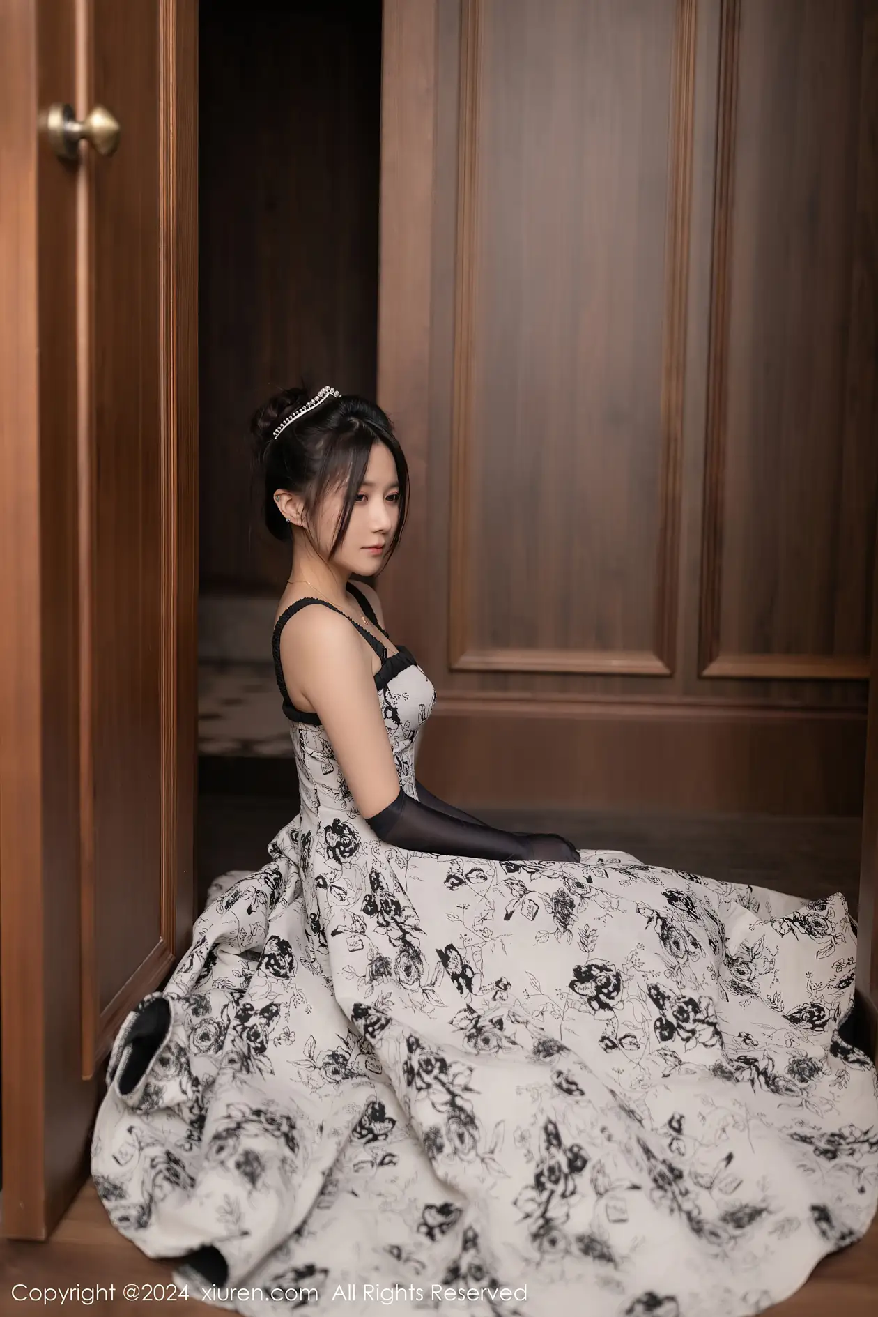 [秀人网] 2024.02.19 NO.8109 #鱼子酱Fish、秀人旗下、xr_8000-8499#[80P]-010