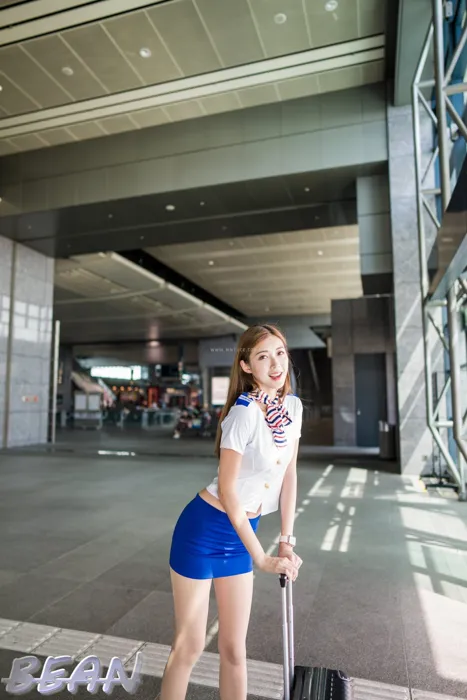 [街拍丝足] NO.219 金允乔 台中高铁 高跟美腿外拍  #街拍丝足、美足#[82P]-050
