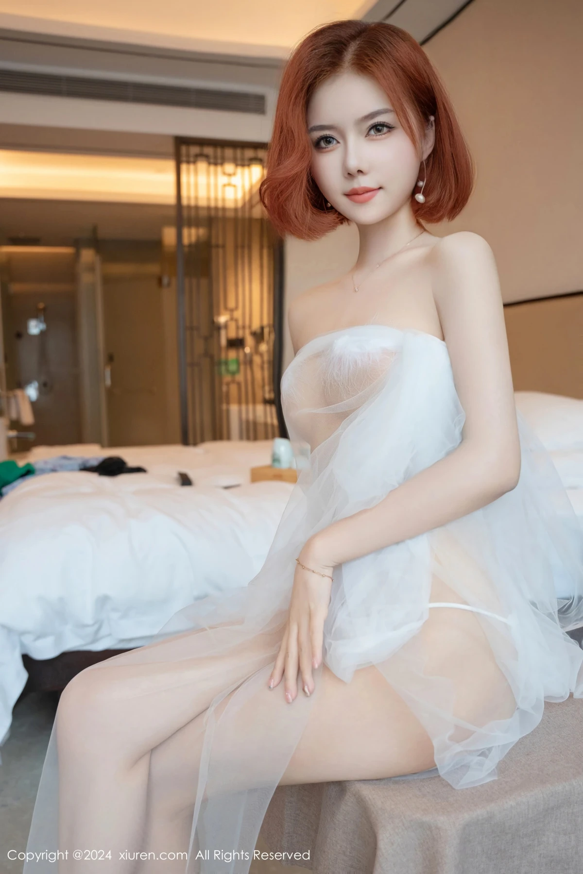 [秀人网] 2024.10.21 No.9318 白芷yy、秀人旗下#[76P]-002