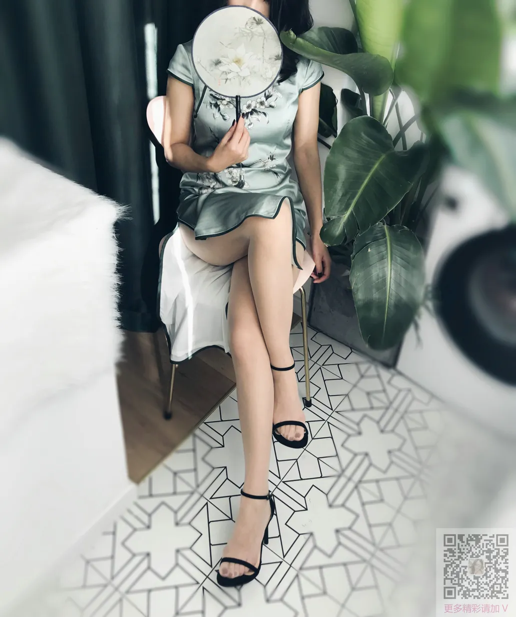 [街拍丝足] NO.115 Nia乔乔学姐居家性感旗袍肉丝 #街拍丝足、美足#[64P]-045