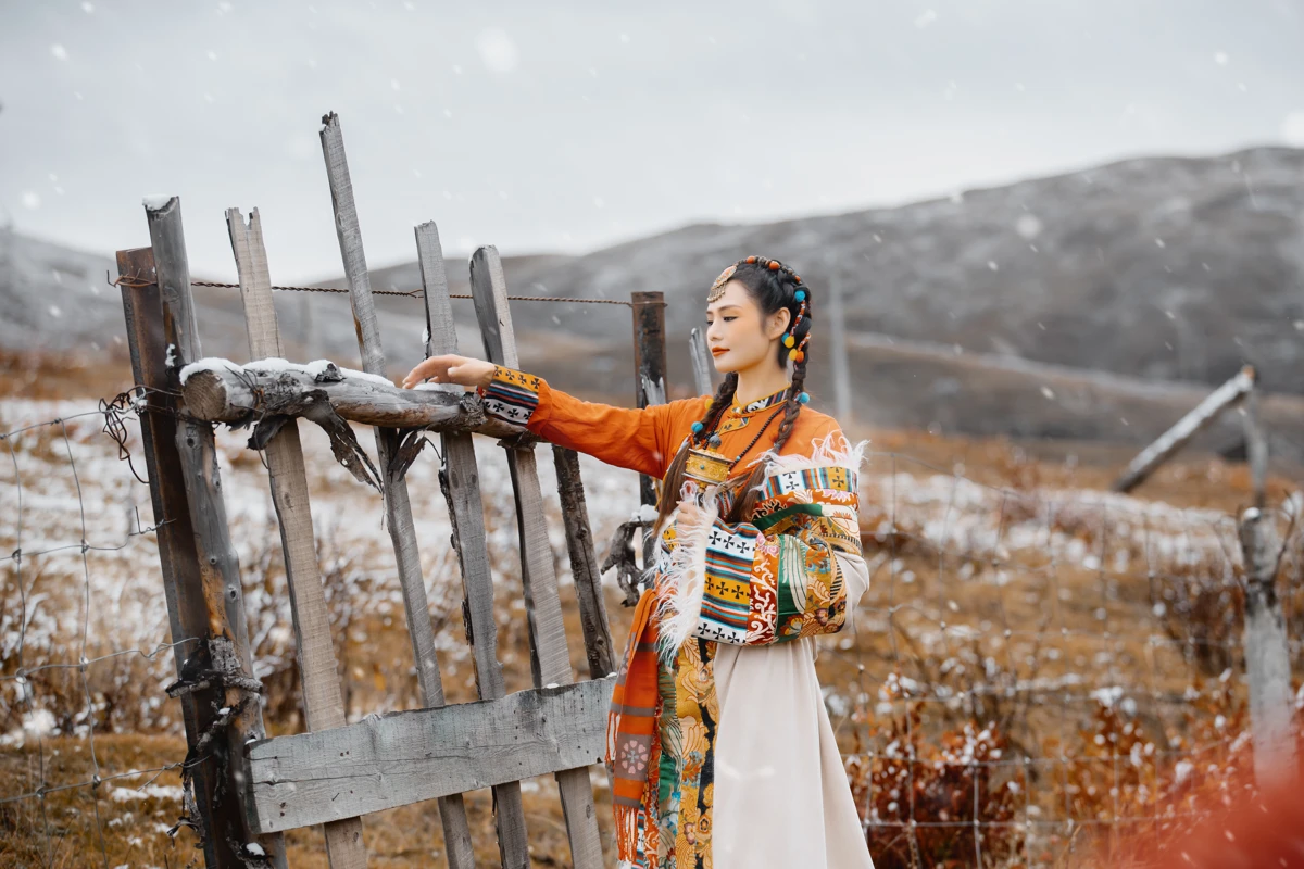 [艺图语]2023.02.08 Vol.3000 下雪天#谢阿玲#[26P]-022